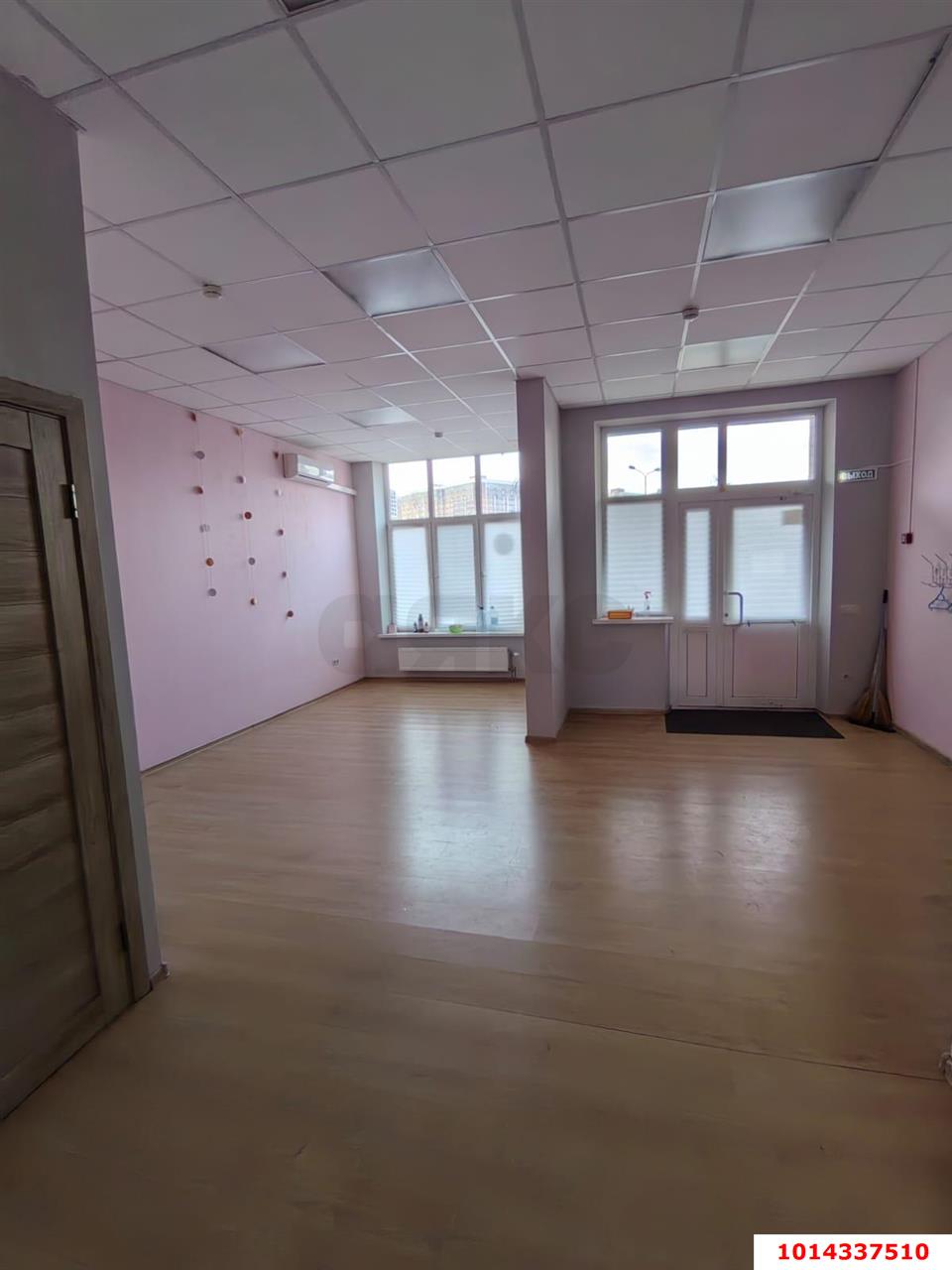 Фото №4: Офисное помещение 68 м² - Краснодар, жилой комплекс Спортивная Деревня, ул. Западный Обход, 42к2