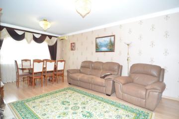 Фото №2: 3-комнатная квартира 91 м² - Краснодар, мкр. Камвольно-суконный Комбинат, ул. Камвольная, 1/1