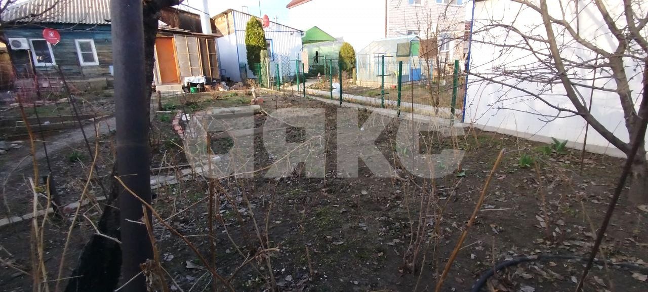 Фото №5: Часть дома 32 м² + 3 сот. - Волгоград, Тир, ул. Волочаевская