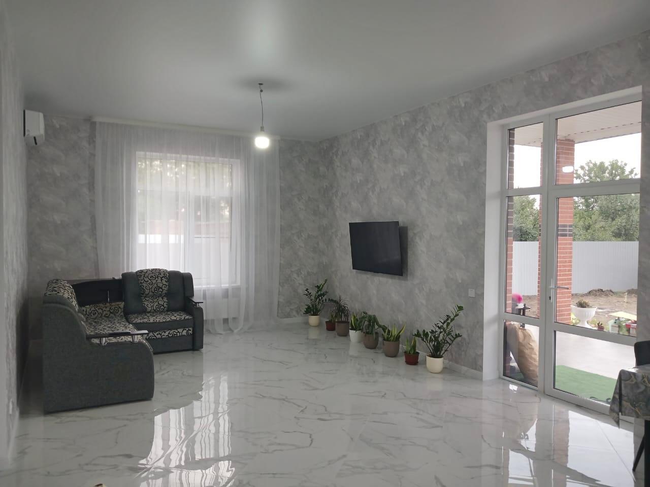 Фото №2: Дом 95 м² + 5.7 сот. - Новомышастовская, ул. Комсомольская, 19