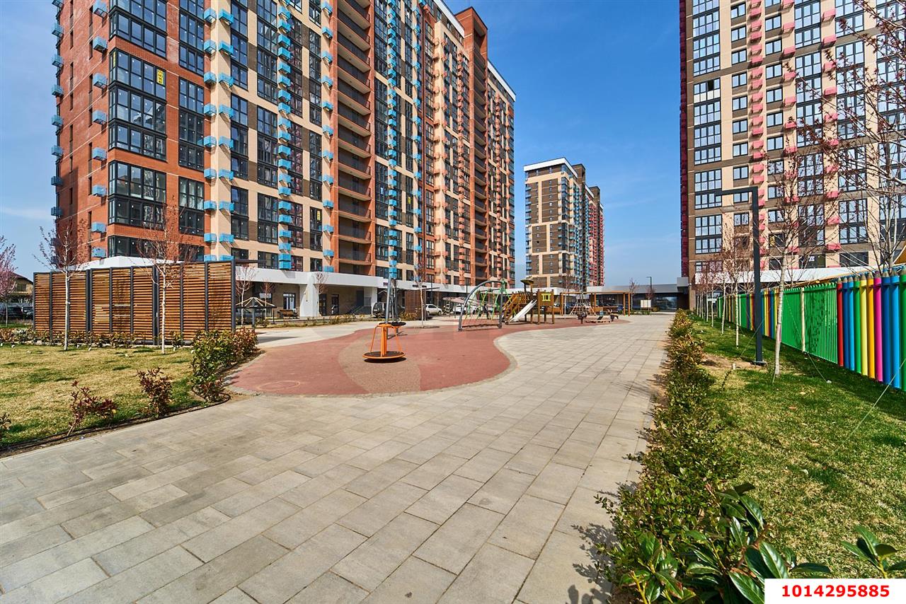 Фото №2: Коммерция 276 м² - Знаменский, Карасунский внутригородской округ, мкр. Родные Просторы, ул. Природная, 10Бк2