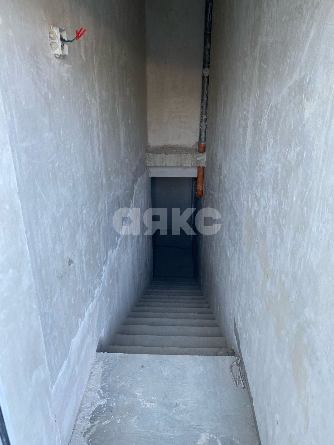 Фото №2: Коммерция 157 м² - Геленджик, Толстый Мыс, ул. Гринченко, 21