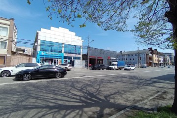 Фото №2: Офисное помещение 435 м² - Краснодар, мкр. Фестивальный, ул. Красных Партизан, 375