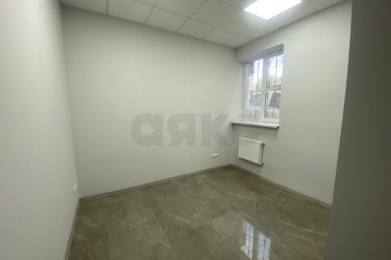 Фото №4: Торговое помещение 74 м² - Краснодар, мкр. Западный внутригородской округ, ул. имени Дзержинского, 8