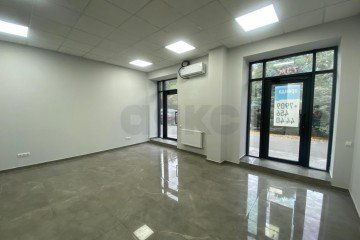 Фото №3: Торговое помещение 74 м² - Краснодар, мкр. Западный внутригородской округ, ул. имени Дзержинского, 8
