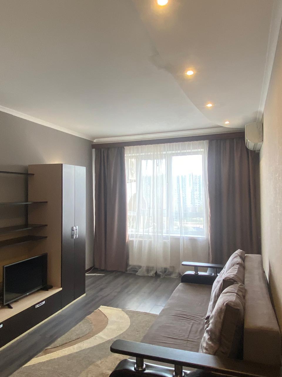 Фото №1: 1-комнатная квартира 42 м² - Краснодар, Прикубанский внутригородской округ, мкр. 40 лет Победы, ул. 1 Мая, 91/2