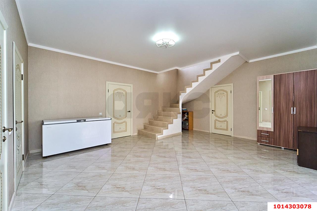 Фото №4: Дом 256 м² + 6 сот. - Авангард, Прикубанский внутригородской округ, ул. Виноградная, 106