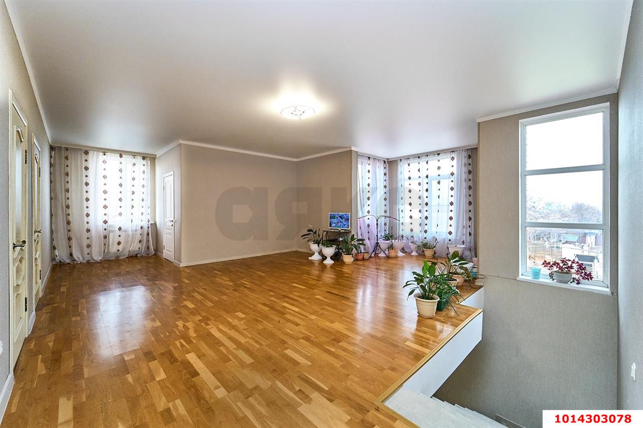 Фото №10: Дом 256 м² + 6 сот. - Авангард, Прикубанский внутригородской округ, ул. Виноградная, 106