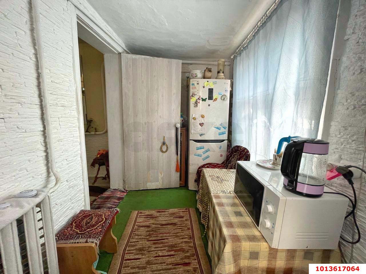 Фото №3: Часть дома <span class="whitespace-nowrap">41 м²</span> <span class="whitespace-nowrap">+ 1 сот.</span>, <span class="whitespace-nowrap">1 эт.</span> - Краснодар, Центральный внутригородской округ, Покровка, мкр. Центральный, ул. Будённого, 249/1