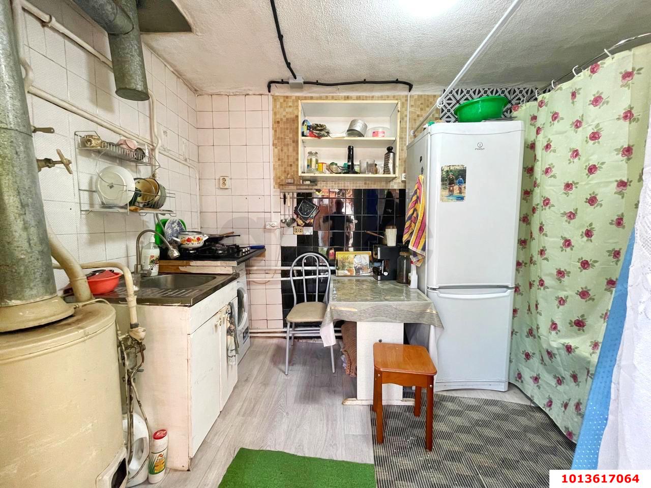 Фото №4: Часть дома 41 м² + 1 сот. - Краснодар, Центральный, ул. Будённого, 249/1