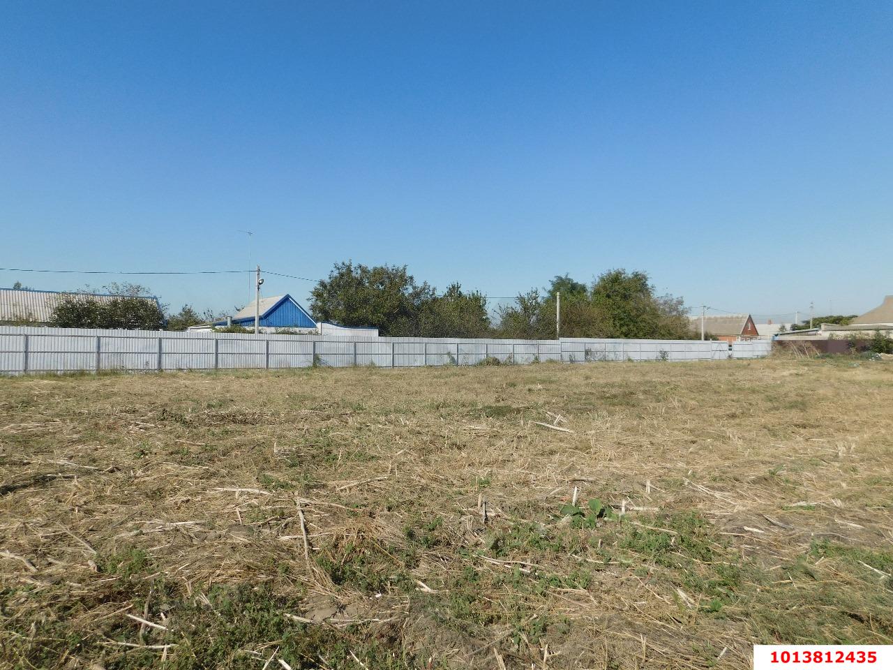 Фото №1: Земельный участок под ИЖС 25 сот. - Старотитаровская, пер. Школьный