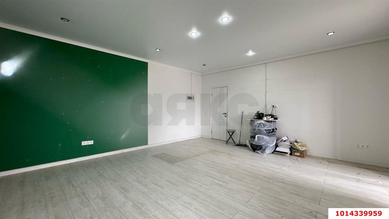 Фото №2: Коммерция 33 м² - Новая Адыгея, ул. Бжегокайская, 10