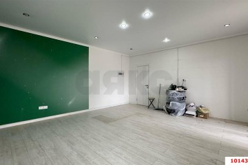 Фото №2: Торговое помещение 34 м² - Новая Адыгея, ул. Бжегокайская, 10