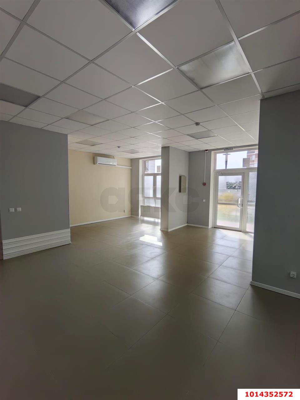 Фото №4: Офисное помещение 54 м² - Краснодар, жилой комплекс Премьера, ул. Автолюбителей, 1/7к3