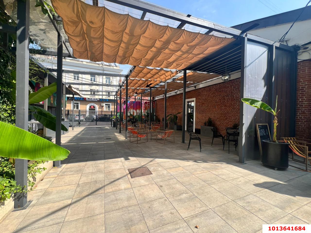 Фото №3: Коммерция 465 м² - Краснодар, Центральный внутригородской округ, мкр. Центральный, ул. Красноармейская, 57