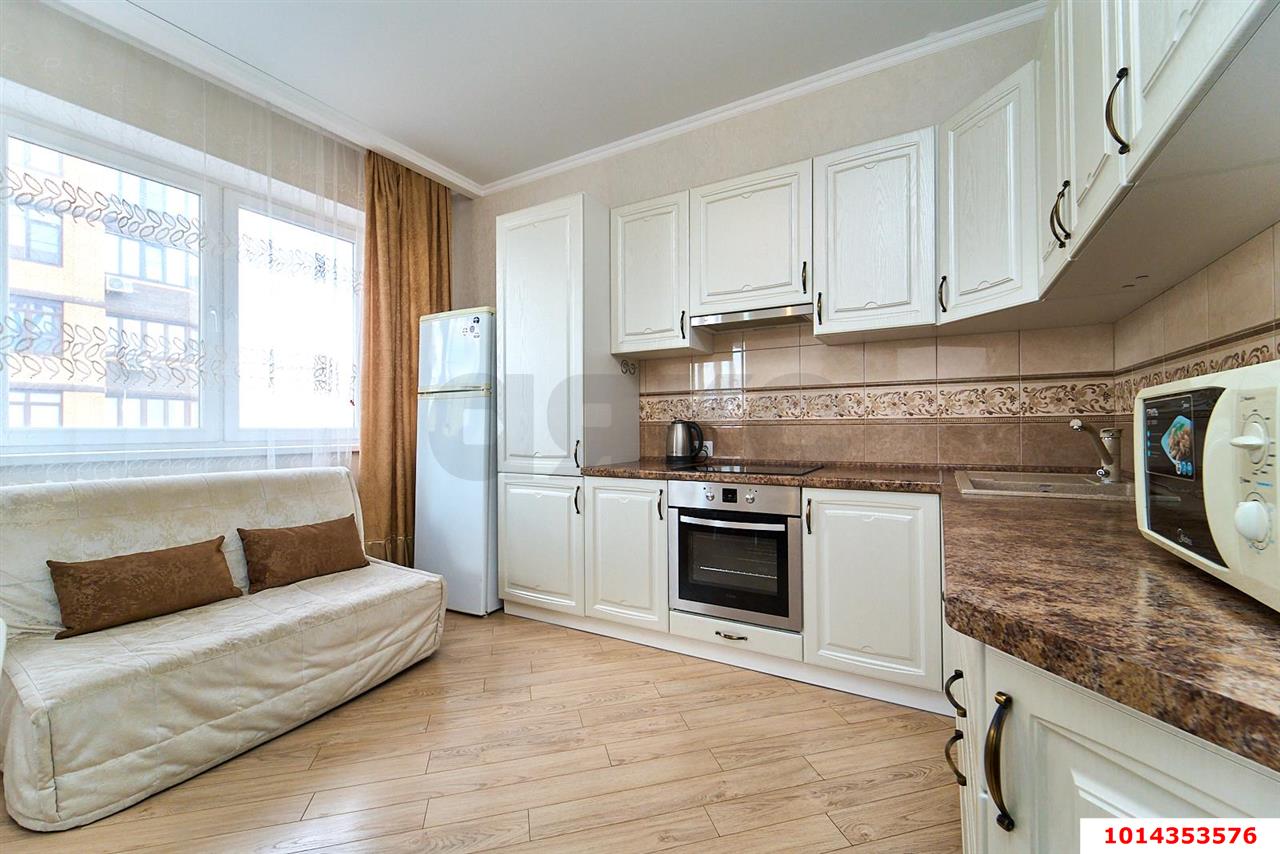 Фото №4: 2-комнатная квартира 74 м² - Краснодар, Центральный, ул. Октябрьская, 181/2к2