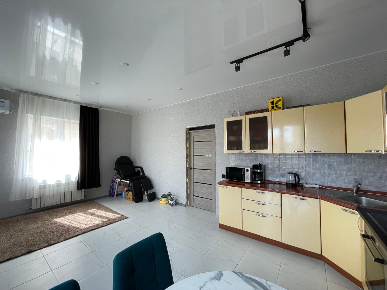 Фото №2: Дом 73 м² + 3.3 сот. - Южный, п. коттеджный  Южная столица, ул. Волжская, 6