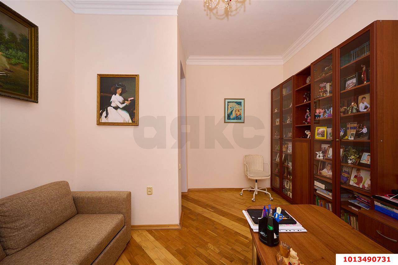 Фото №11: Дом 200 м² + 9 сот. - Краснодар, Прикубанский внутригородской округ, мкр. Сады Калинина, ул. Средняя, 32/4