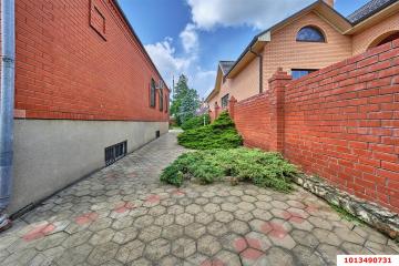 Фото №1: Дом 200 м² - Краснодар, мкр. Сады Калинина, ул. Средняя, 32/4