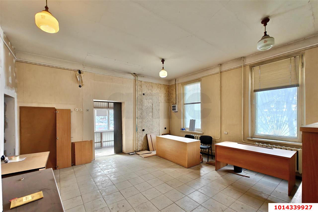 Фото №2: Торговое помещение 65 м² - Краснодар, Фестивальный, ул. имени Тургенева, 139