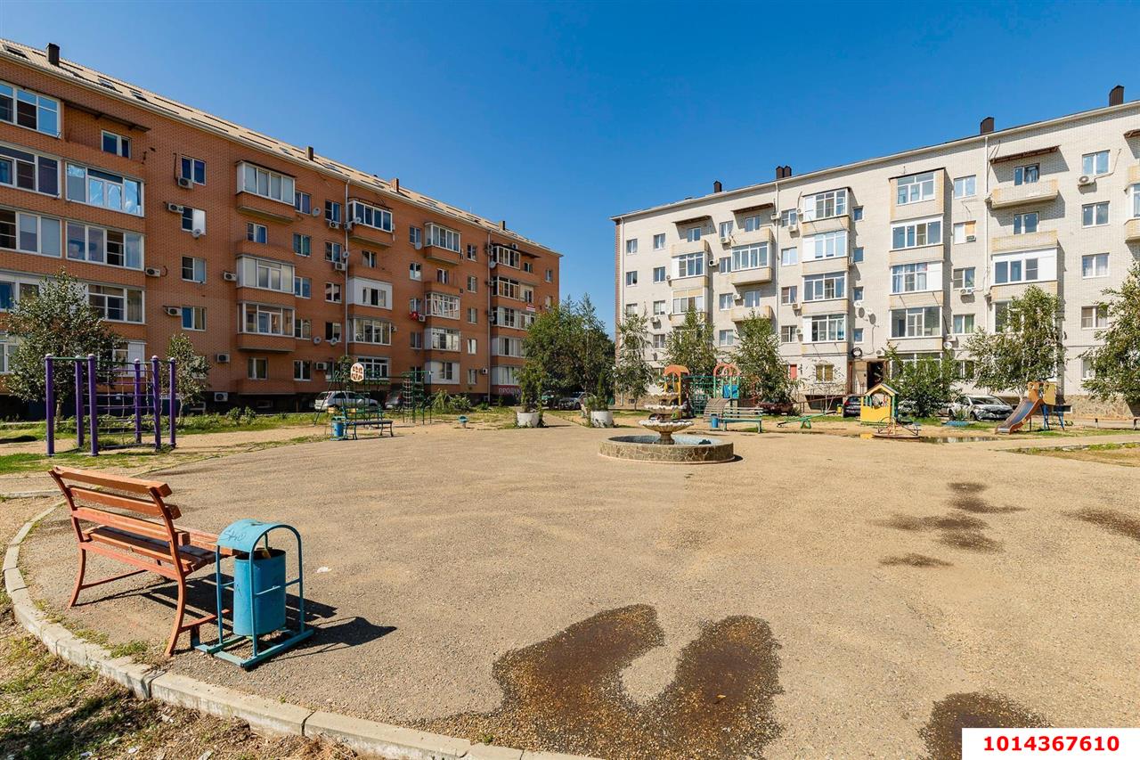 Фото №1: 3-комнатная квартира 82 м² - Краснодар, жилой комплекс Друзья, ул. имени Б.С. Кудухова, 1к1