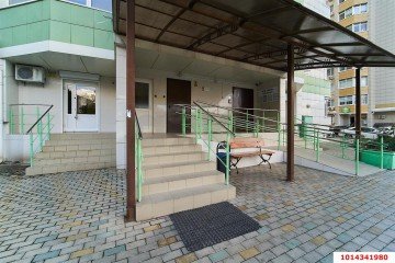 Фото №2: 2-комнатная квартира 80 м² - Краснодар, мкр. Школьный, ул. Филатова, 19/2