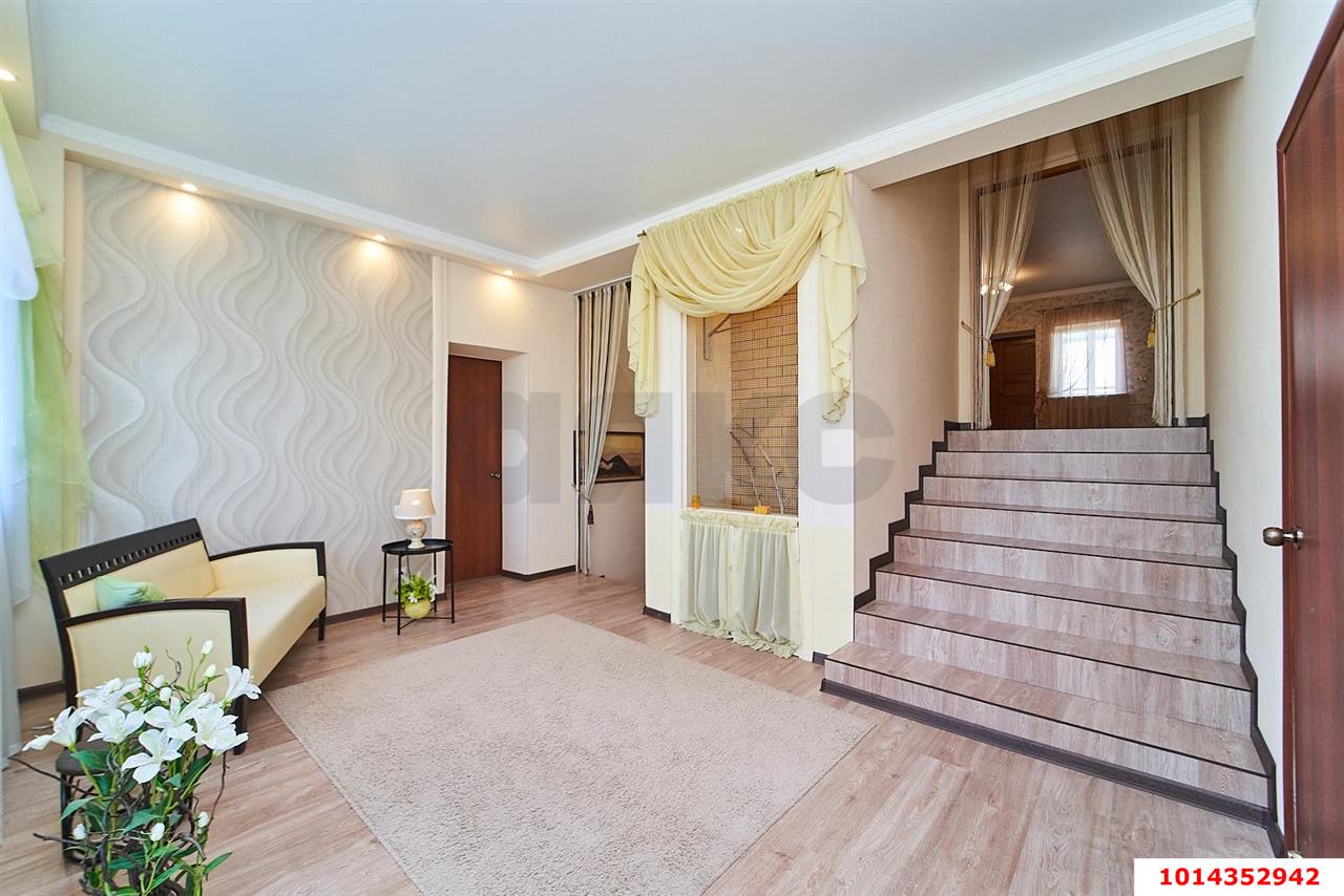 Фото №6: Дом 563 м² + 12.38 сот. - Северская, пер. Солнечный, 7