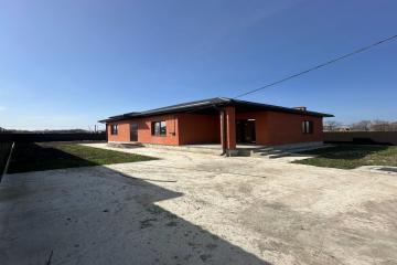 Фото №1: Дом 95 м² - Старомышастовская, ул. Чкалова, 36