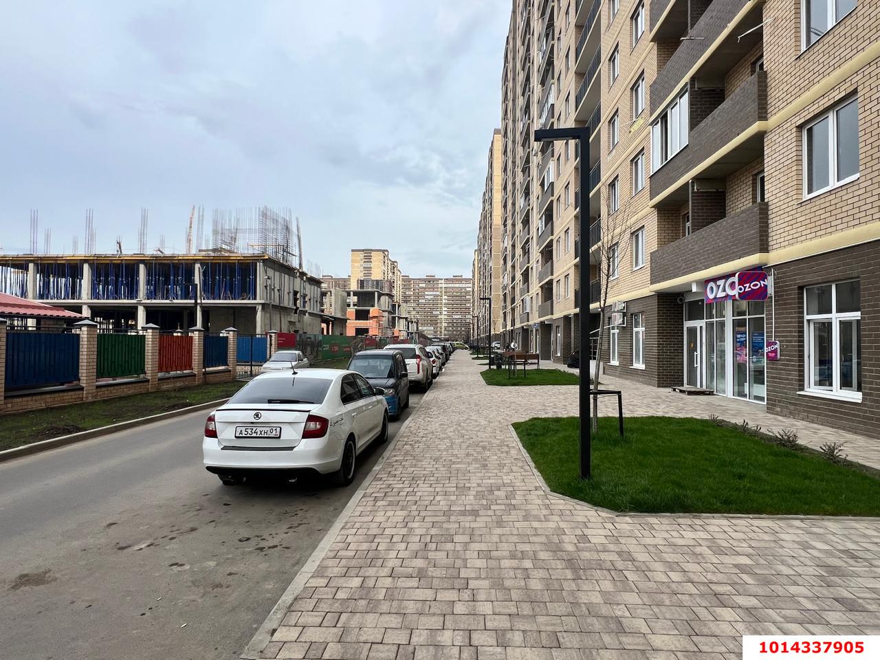 Фото №2: Торговое помещение 66 м² - Краснодар, жилой комплекс Дыхание, ул. Лётчика Позднякова, 2к22