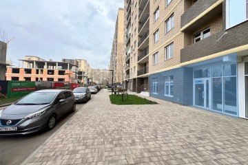 Фото №1: Торговое помещение 66 м² - Краснодар, мкр. жилой комплекс Дыхание, ул. Лётчика Позднякова, 2к22