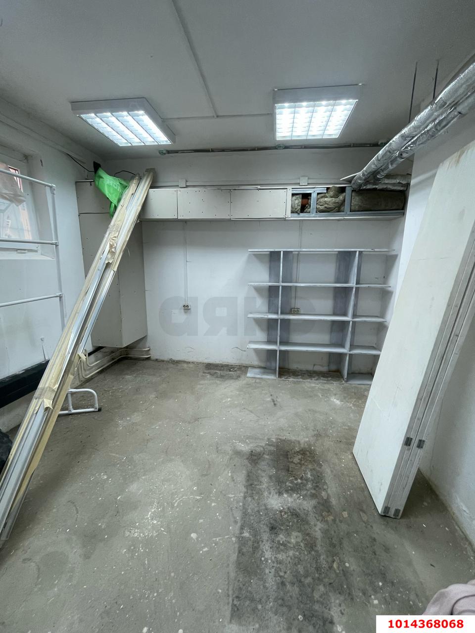 Фото №10: Торговое помещение 11 м² - Краснодар, Восточно-Кругликовский, ул. Черкасская, 129