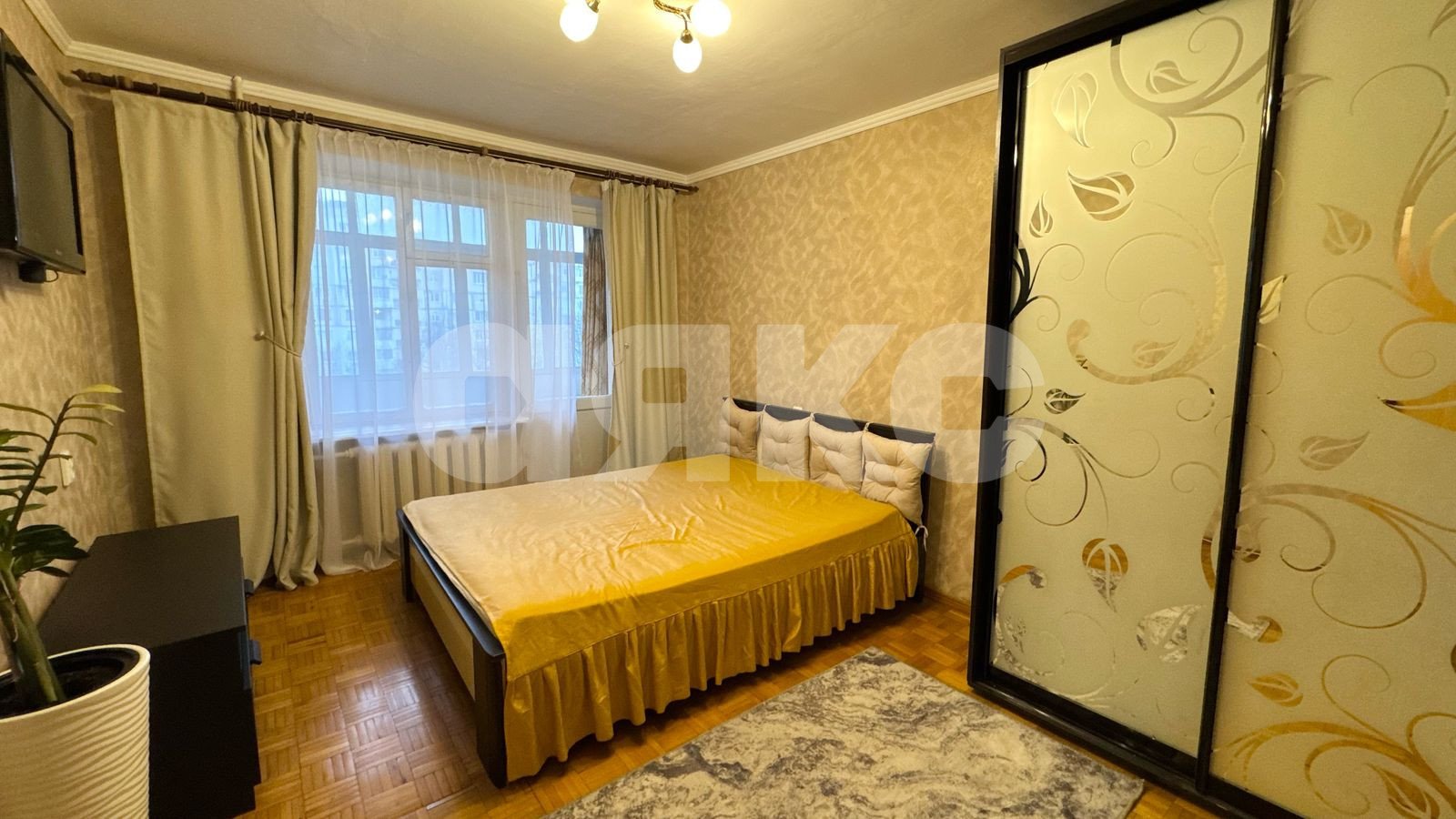 Фото №4: 2-комнатная квартира 49 м² - Симферополь, Центральный, ул. Гавена, 103