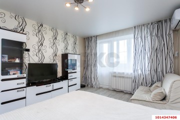 Фото №2: 3-комнатная квартира 67 м² - Краснодар, мкр. Краевая Клиническая Больница, ул. имени 40-летия Победы, 67