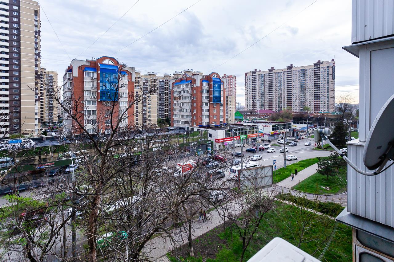 Фото №9: 3-комнатная квартира 67 м² - Краснодар, Прикубанский внутригородской округ, мкр. Краевая Клиническая Больница, ул. имени 40-летия Победы, 67