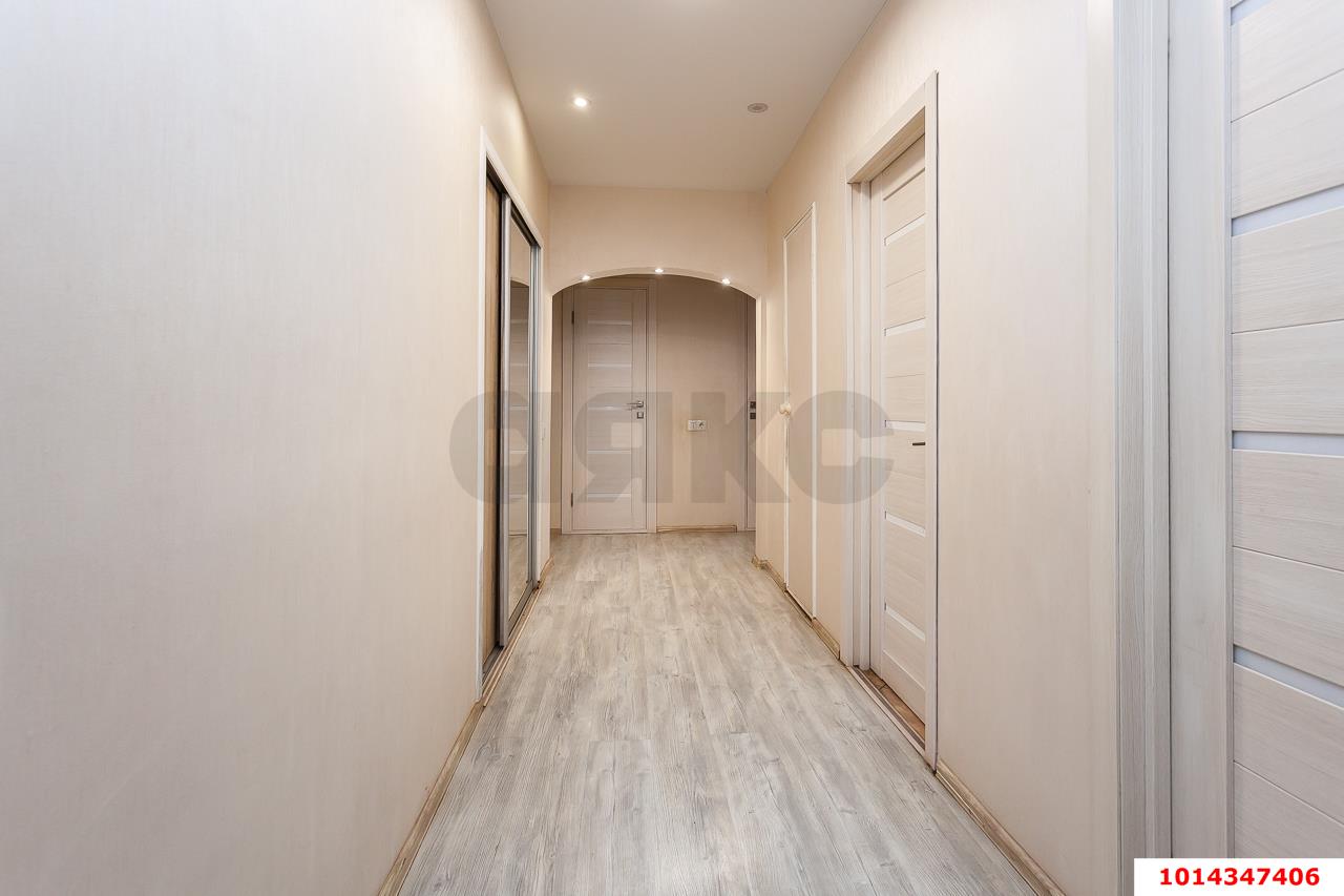 Фото №17: 3-комнатная квартира 67 м² - Краснодар, Краевая Клиническая Больница, ул. имени 40-летия Победы, 67