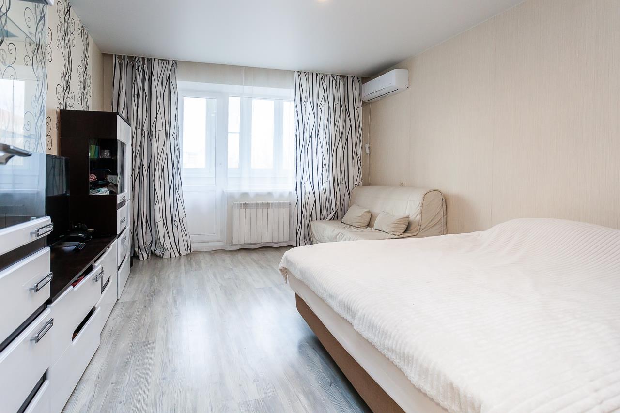 Фото №1: 3-комнатная квартира 67 м² - Краснодар, Прикубанский внутригородской округ, мкр. Краевая Клиническая Больница, ул. имени 40-летия Победы, 67