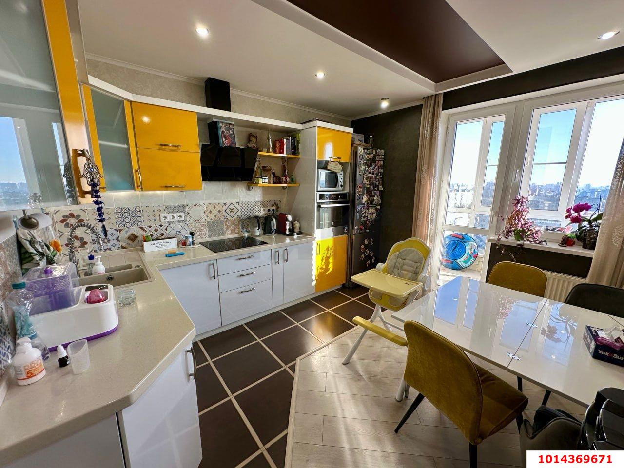 Фото №1: 2-комнатная квартира 75 м² - Краснодар, Фестивальный, ул. Яна Полуяна, 47