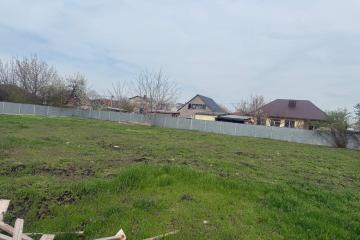 Фото №1: Земельный участок 4 сот. - Южный, ст Ивушка, ул. Охотская