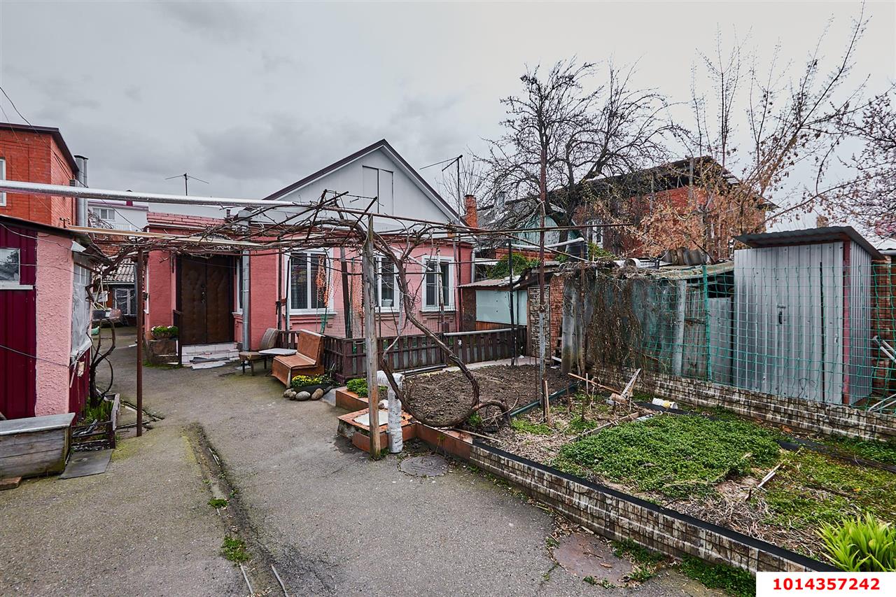 Фото №1: Дом 60 м² + 1 сот. - Краснодар, Западный внутригородской округ, ул. имени Тургенева, 26/1