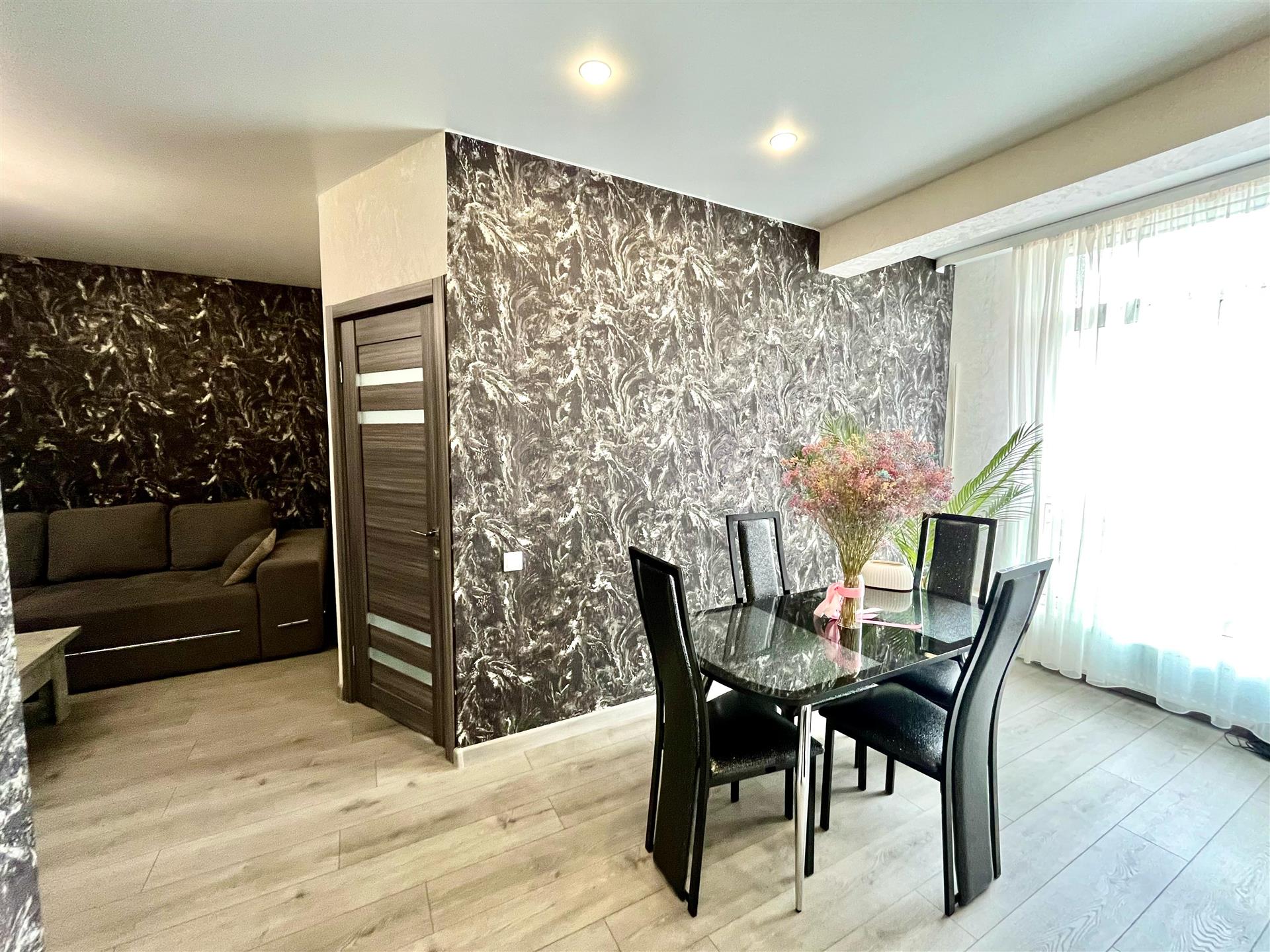 Фото №3: 1-комнатная квартира 41 м² - Краснодар, Прикубанский внутригородской округ, ЖК Парус, мкр. Музыкальный, ул. имени Сергея Есенина, 110к1