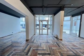 Фото №2: Коммерция 90 м² - Краснодар, мкр. жилой комплекс Дружный-2, б-р Адмиралтейский, 3к2