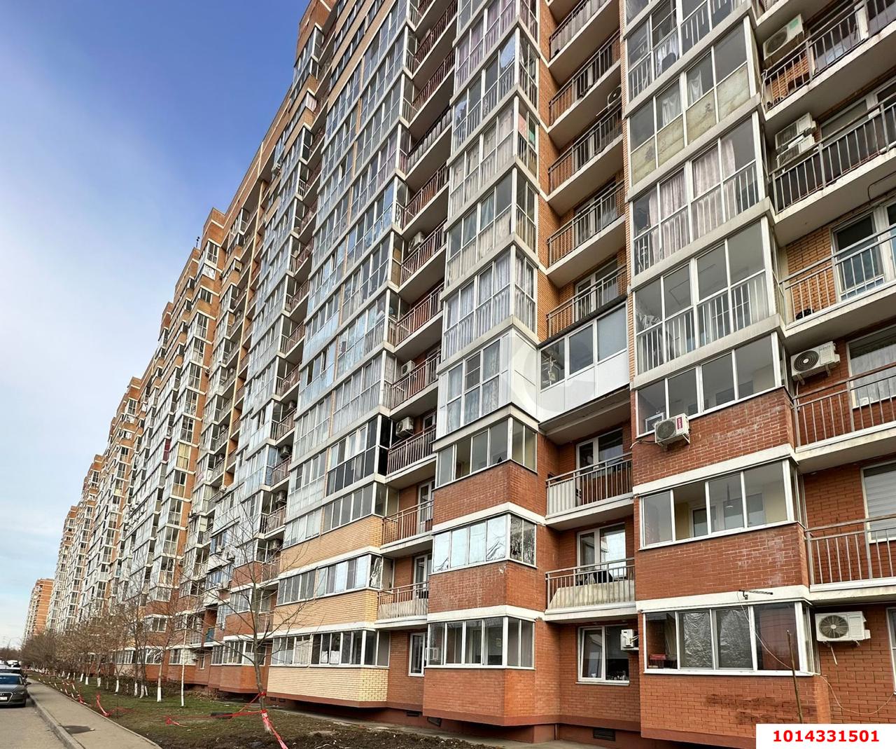 Фото №1: 3-комнатная квартира 90 м² - Краснодар, Военный городок № 106, ул. имени Дзержинского, 54/13