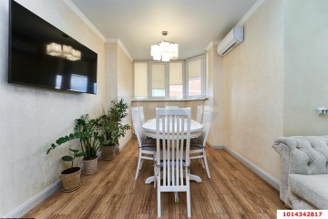 Фото №2: 2-комнатная квартира 81 м² - Краснодар, мкр. Юбилейный, ул. Думенко, 21