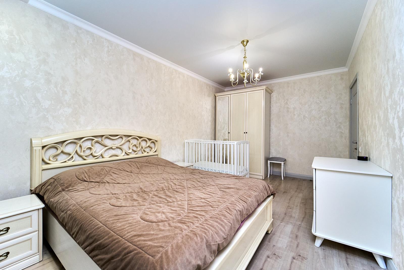 Фото №5: 2-комнатная квартира 81 м² - Краснодар, Западный внутригородской округ, мкр. Юбилейный, ул. Думенко, 21