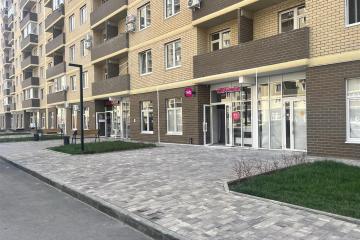 Фото №1: Торговое помещение 43 м² - Краснодар, мкр. жилой комплекс Дыхание, ул. Лётчика Позднякова, 2к25