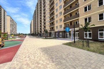 Фото №1: Торговое помещение 44 м² - Краснодар, мкр. жилой комплекс Дыхание, 