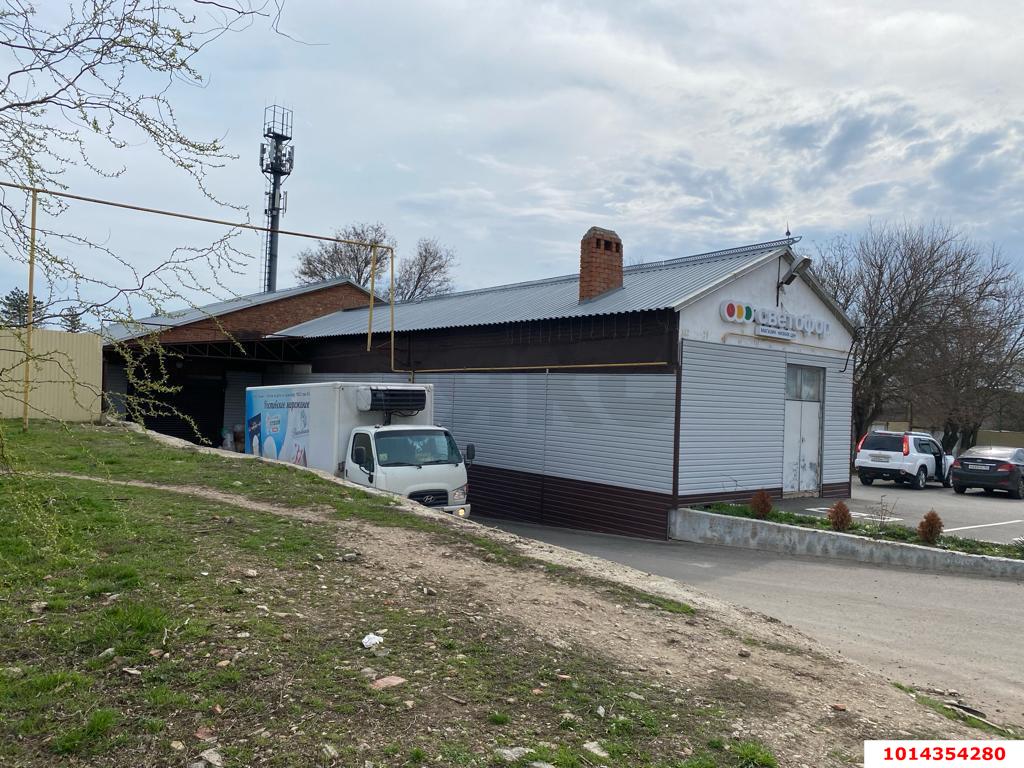 Фото №3: Отдельное здание 1043 м² - Стародеревянковская, ул. Мира, 4