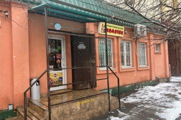 Фото №1: Торговое помещение 45 м² - Краснодар, мкр. Центральный, ул. Янковского, 33