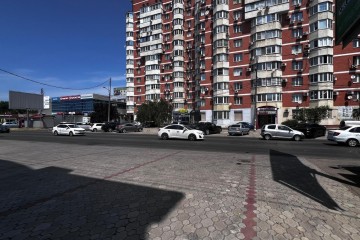 Фото №5: Торговое помещение 187 м² - Краснодар, мкр. Хлопчато-бумажный Комбинат, ул. Уральская, 13