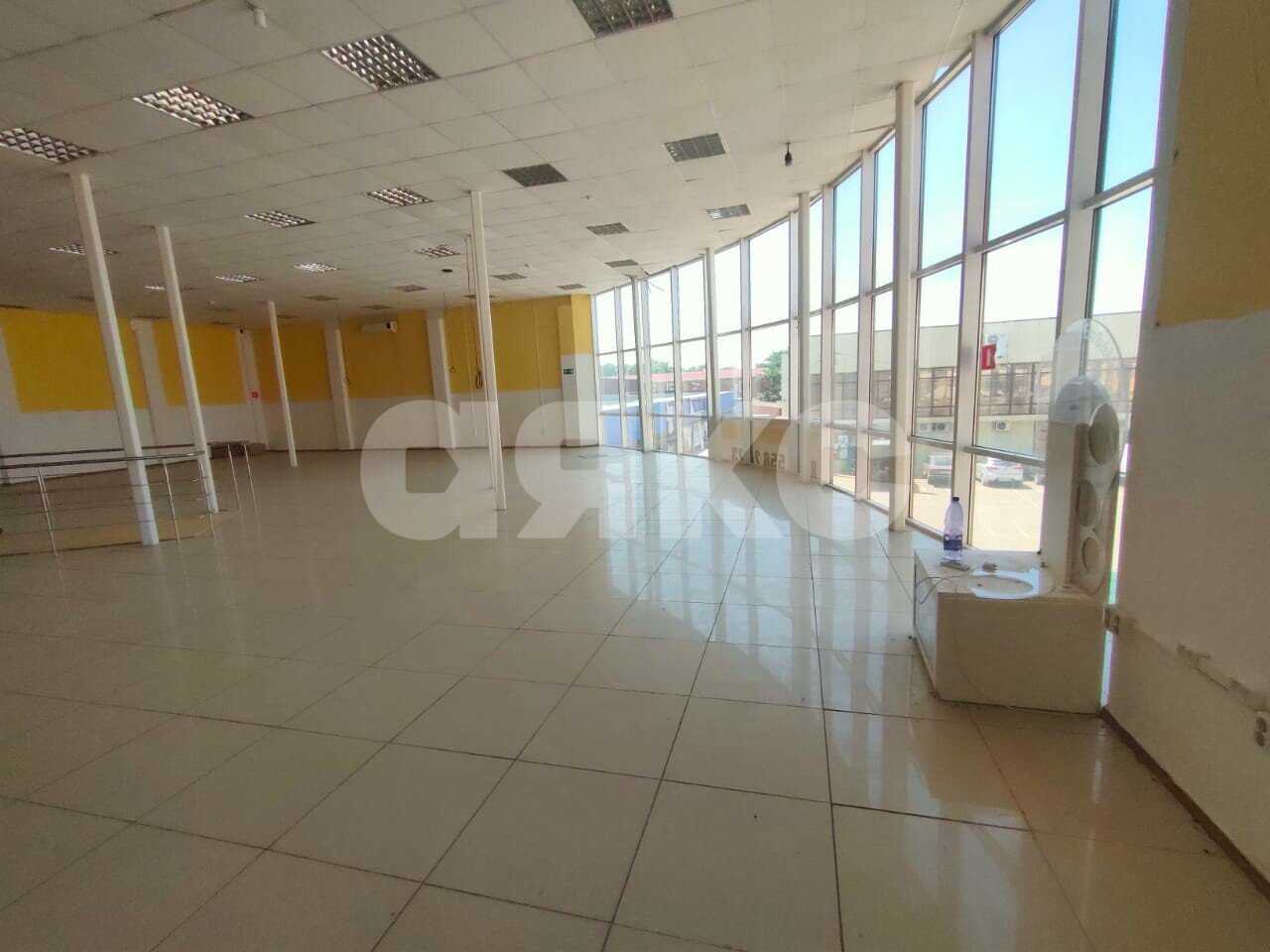 Фото №7: Коммерция 715 м² - Кореновск, 2-й квартал, ул. Красная, 57